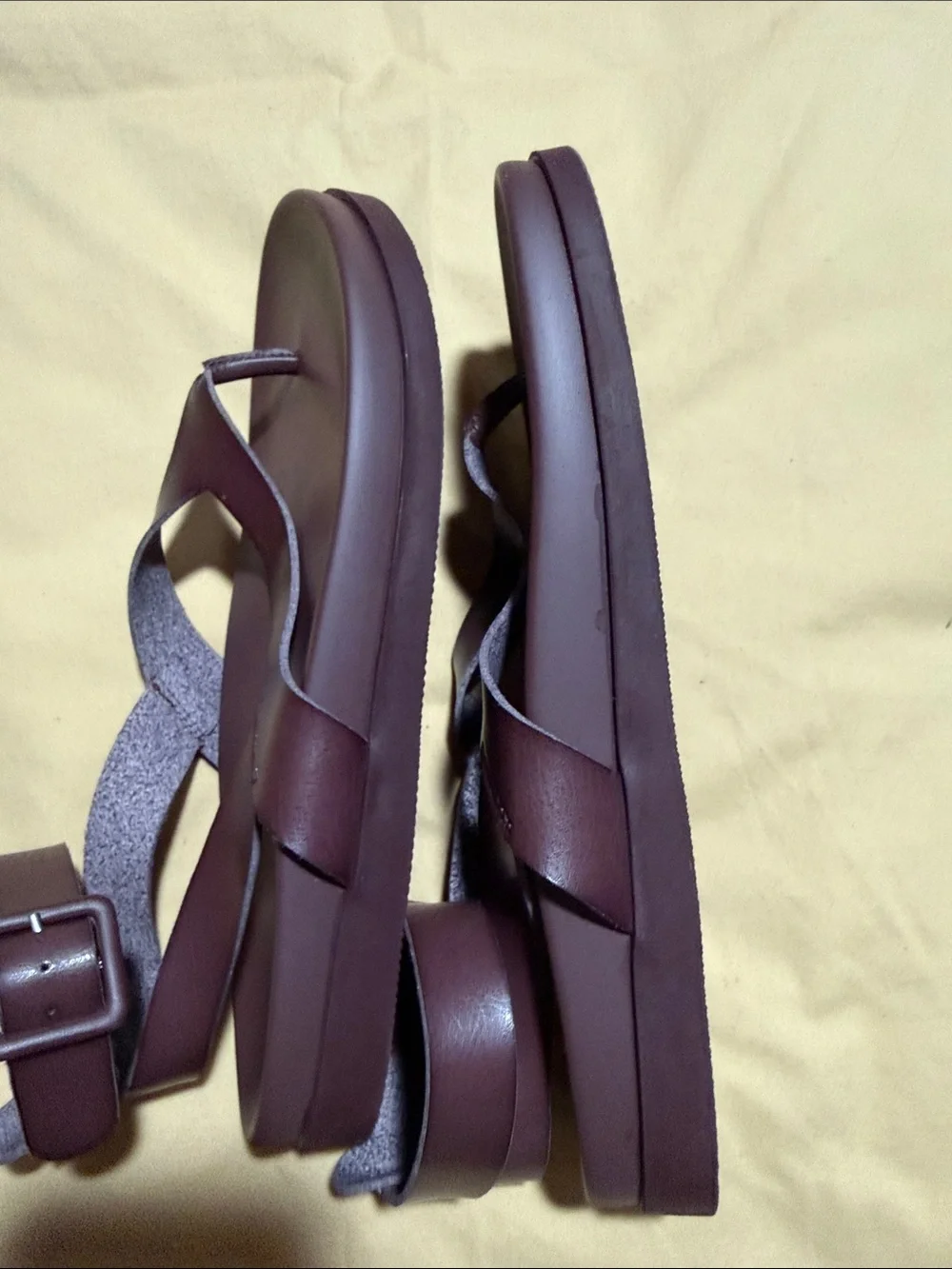American Eagle Outfitters Women's Dark Brown Ankle-Strap Toe-Loop Sandals - Picture 6 of 7